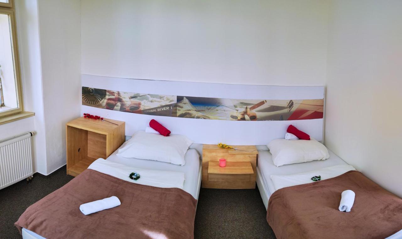 Hotel Stara Skola Mezná المظهر الخارجي الصورة