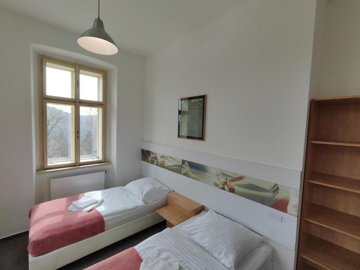 Hotel Stara Skola Mezná المظهر الخارجي الصورة